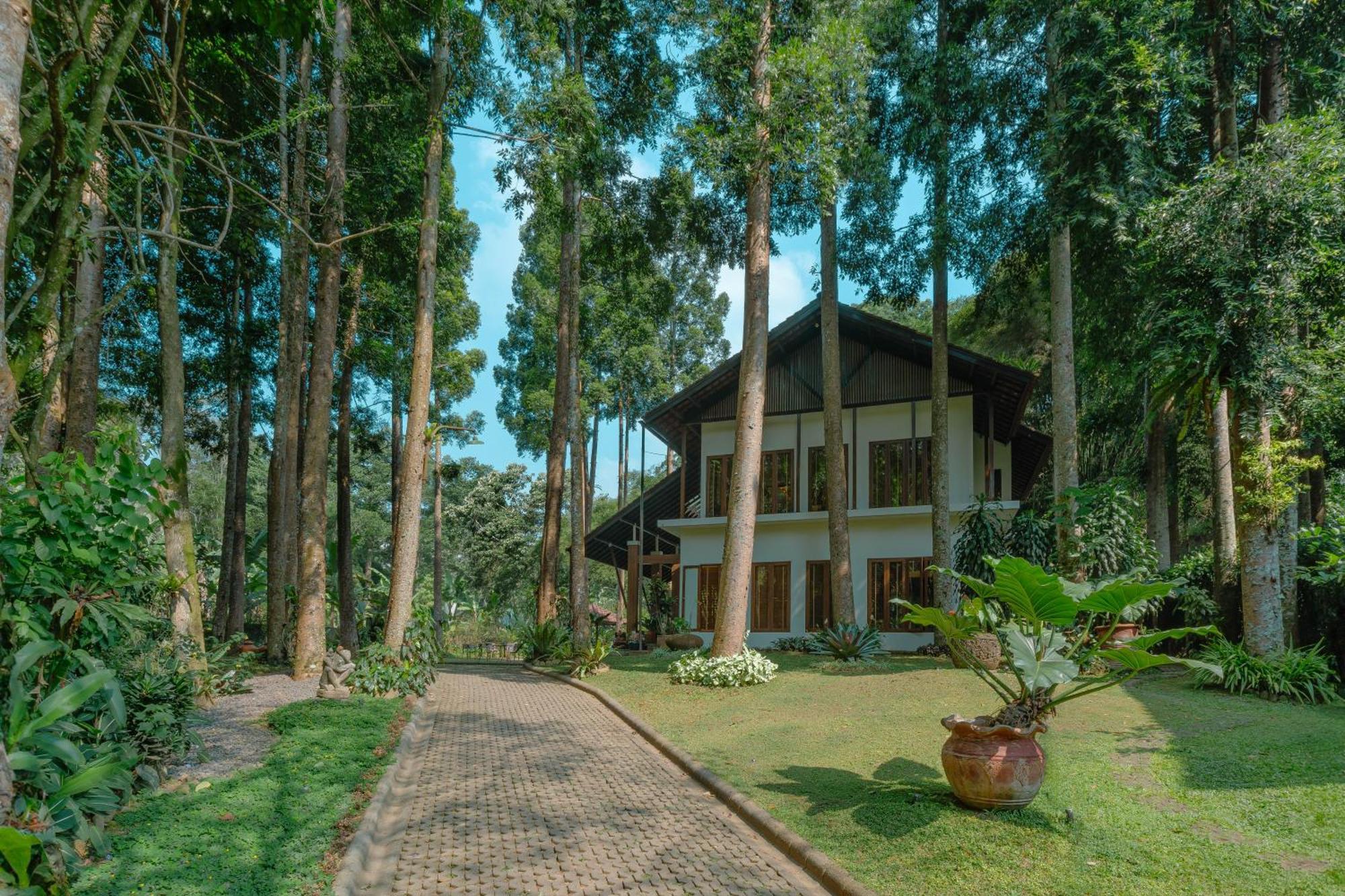 Plataran Puncak Villas Sampal Esterno foto